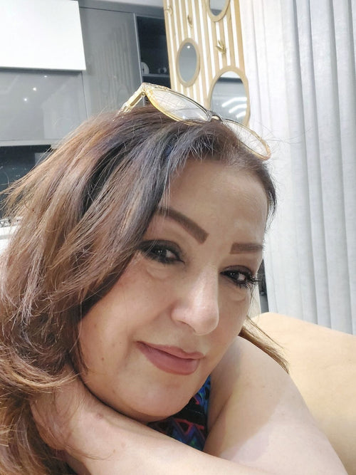 Yasmine S.